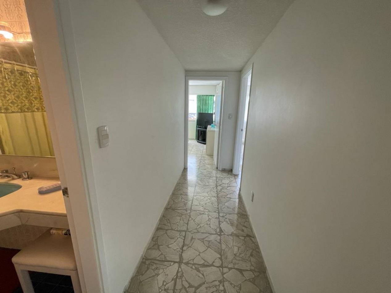 Unidad primera linea playa mansa 3 dormitorios en venta, vista directa al mar 