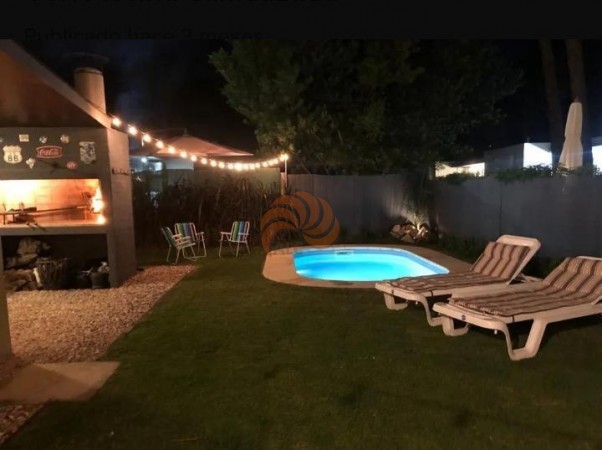 Casa de 2 dormitorios + piscina climatizada, parada 35 Playa Mansa | PROP1026